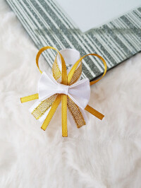 Przypinki dla gości weselnych + biało złote