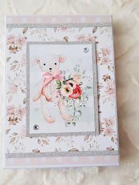 Pudełko na kartkę ręcznie robione