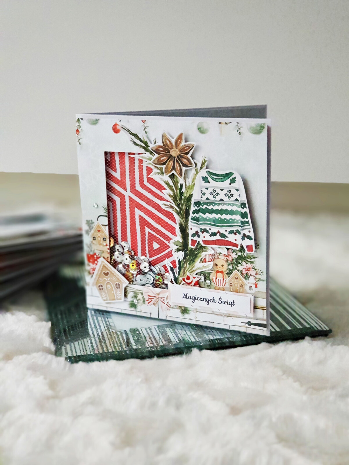 Kartka świąteczna - sweterek shaker card