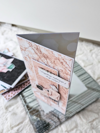 Kartka urodzinowa -pełna elegancji, kobieta sukcesu