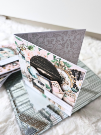 Kartka urodzinowa  dla kobiety - elegancka