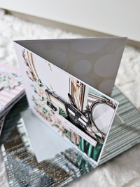 Kartka urodzinowa  dla kobiety - toaletka